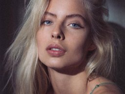 beautiful-students-260924-260924-014