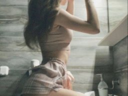 beautiful-students-260924-260924-014