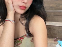 beautiful-students-260924-260924-014