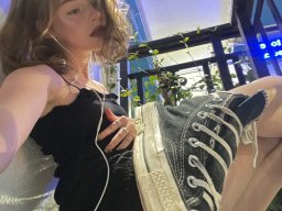 beautiful-students-260924-260924-014