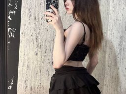 beautiful-students-260924-260924-014
