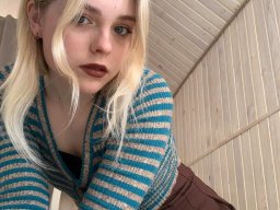 beautiful-students-260924-260924-014