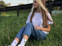 beautiful-students-260924-260924-014