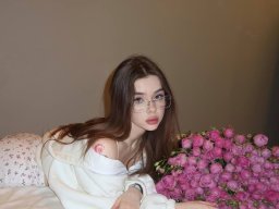 beautiful-students-260924-260924-014