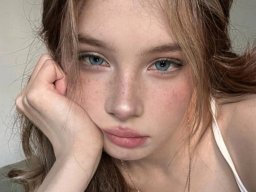 beautiful-students-260924-260924-014