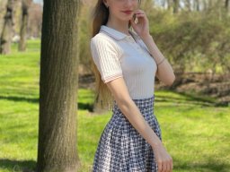 beautiful-students-260924-260924-014