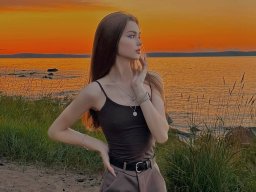 beautiful-students-260924-260924-014