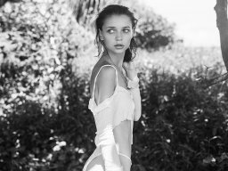 beautiful-students-260924-260924-014
