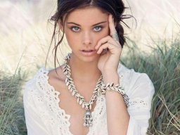 beautiful-students-260924-260924-014