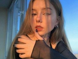 beautiful-students-260924-260924-014