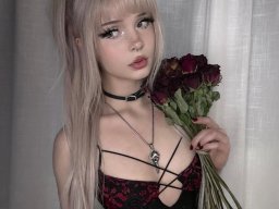 beautiful-students-260924-260924-014