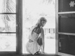 beautiful-students-260924-260924-014