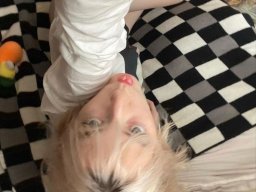 beautiful-students-260924-260924-014