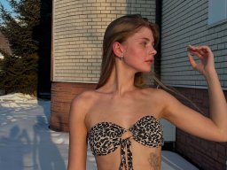 beautiful-students-260924-260924-014