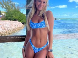 beautiful-students-260924-260924-014
