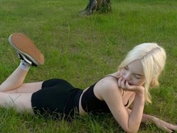 beautiful-students-260924-260924-014