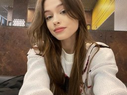 beautiful-students-260924-260924-014