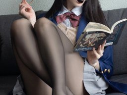 beautiful-students-260924-260924-015