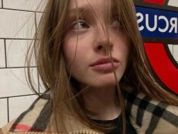 beautiful-students-260924-260924-015