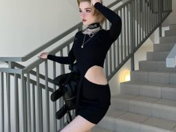 beautiful-students-260924-260924-016