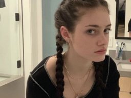 beautiful-students-260924-260924-016