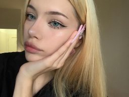 beautiful-students-260924-260924-017