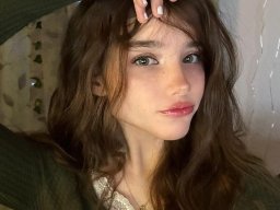 beautiful-students-260924-260924-017