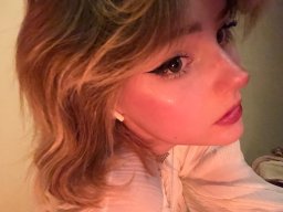 beautiful-students-260924-260924-018