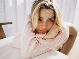 beautiful-students-260924-260924-019