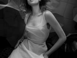 beautiful-students-260924-260924-020
