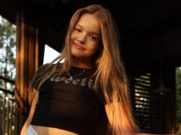 beautiful-students-260924-260924-020