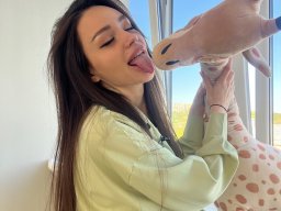 beautiful-students-260924-260924-020
