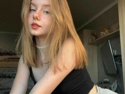 beautiful-students-260924-260924-021