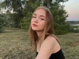 beautiful-students-260924-260924-021