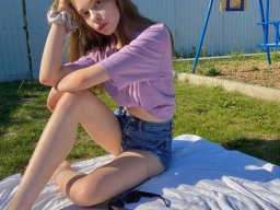 beautiful-students-260924-260924-022