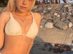 beautiful-students-260924-260924-023