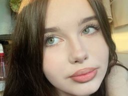 beautiful-students-260924-260924-023