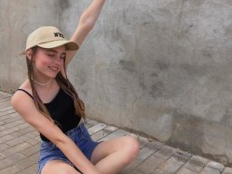 beautiful-students-260924-260924-024