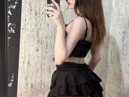 beautiful-students-260924-260924-024