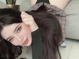 beautiful-students-260924-260924-024
