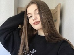 beautiful-students-260924-260924-025