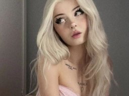 beautiful-students-260924-260924-025