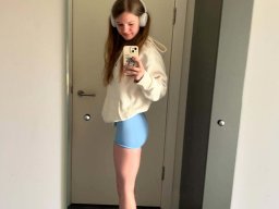 beautiful-students-260924-260924-026