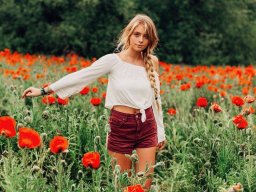 beautiful-students-260924-260924-026