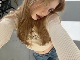 beautiful-students-260924-260924-026