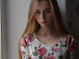 beautiful-students-260924-260924-027