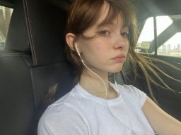 beautiful-students-260924-260924-027