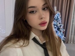 beautiful-students-260924-260924-027