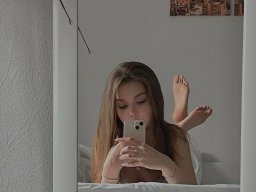 beautiful-students-260924-260924-027