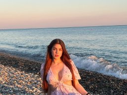 beautiful-students-260924-260924-027